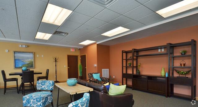 More Photos Of 1220 N King St, Hampton Apartments For Lease