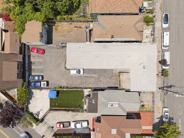 More Photos Of 839 Isabella St, Oakland Hotel For Sale