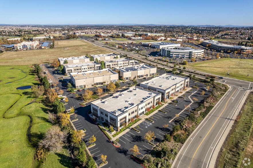 More Photos Of 5828 Lonetree Blvd, Rocklin Coworking Space