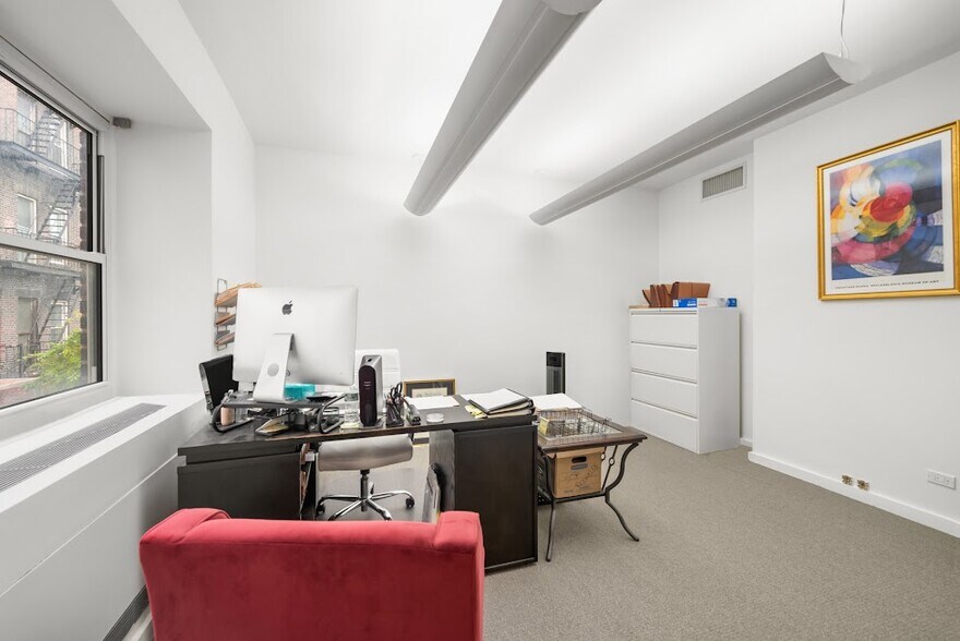 More Photos Of 215 E 58th St, New York Loft Creative Space For Lease