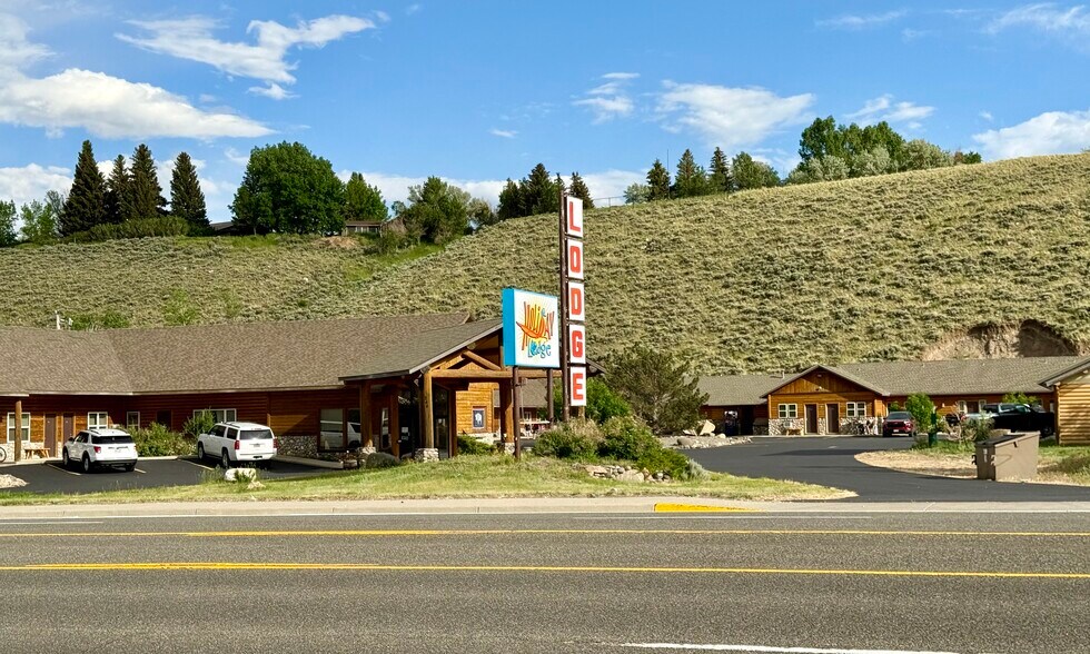 More Photos Of 244 W Yellowstone Ave, Cody Hotel For Sale