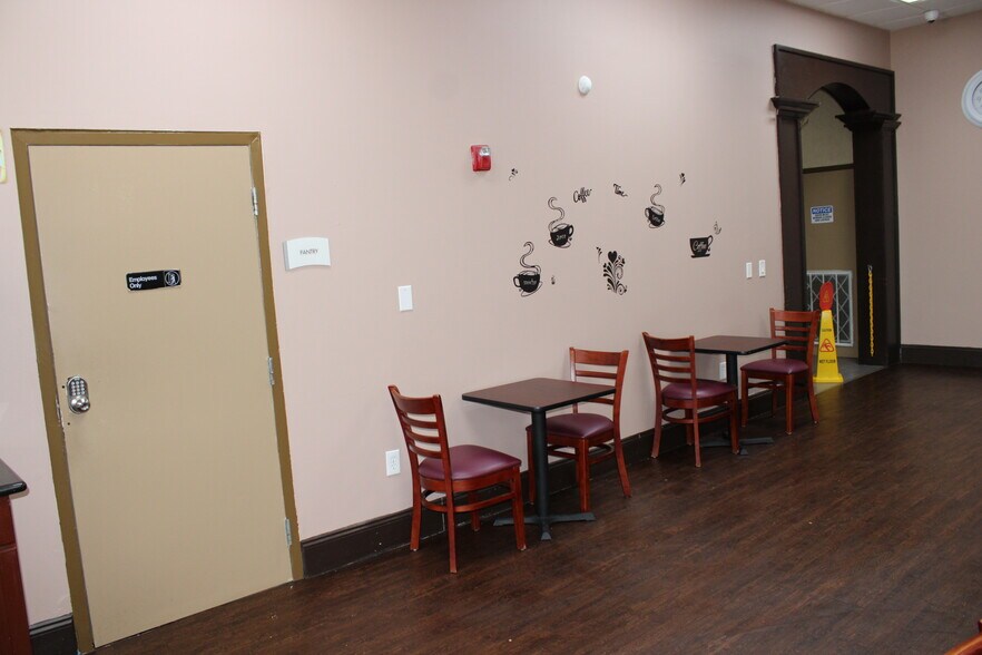 More Photos Of 12340 I-10 Service Rd, New Orleans Hotel For Sale