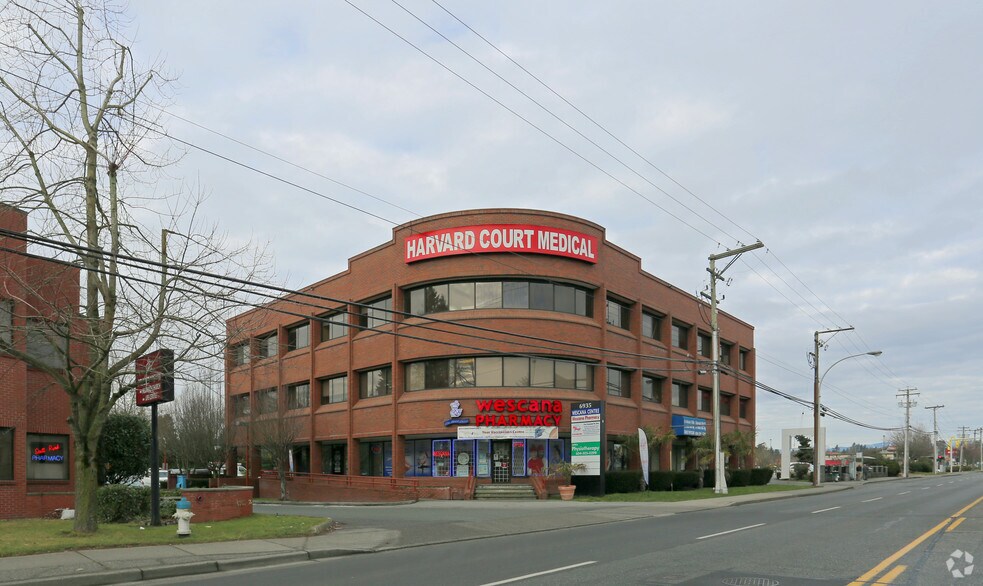 More Photos Of 6935 120th St, Delta Medical For Lease