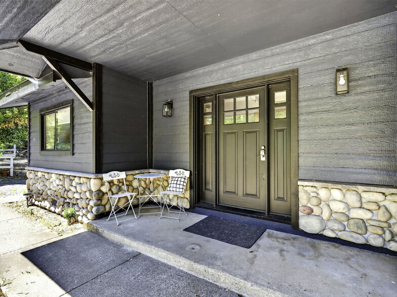 More Photos Of 16451 Golf rd, Cobb Golf Course Driving Range For Sale