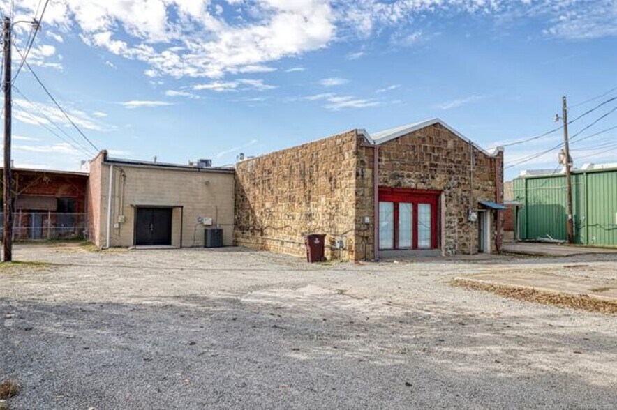 More Photos Of 111-117 S Main St, Eufaula Office For Sale