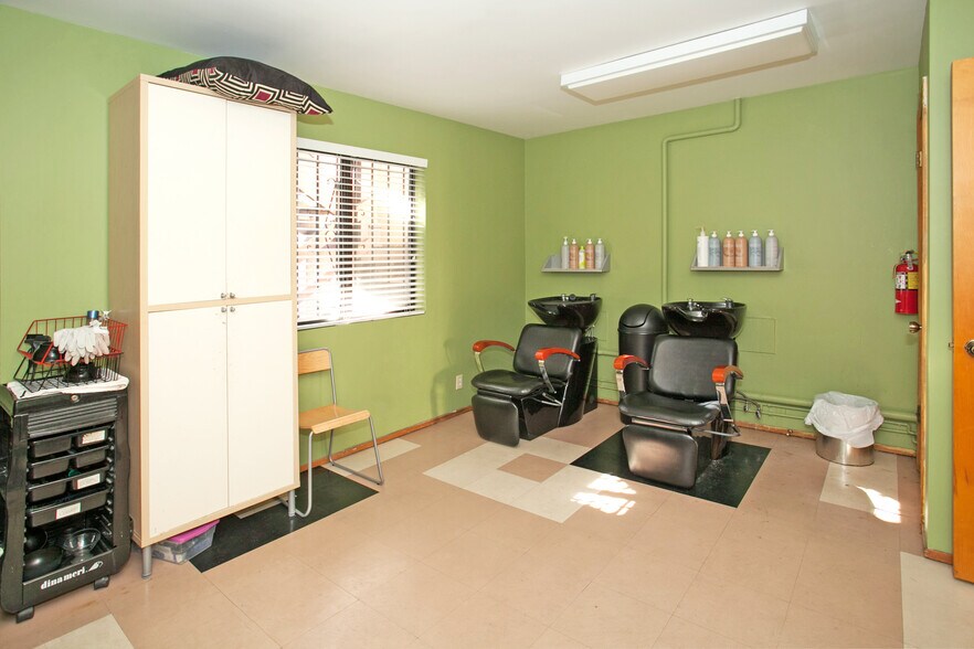 More Photos Of 1734 Solano Ave, Berkeley Office For Lease