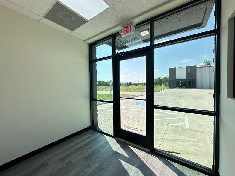 More Photos Of 2220 Katy Hockley Cut Off Rd, Katy Warehouse For Lease