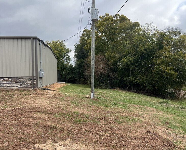 More Photos Of 7023 Sand Beach Blvd, Shreveport Warehouse For Lease