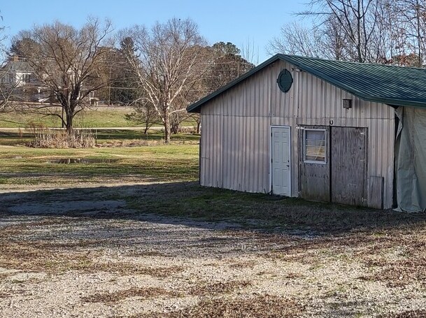 More Photos Of 119 W Main St, Youngsville Freestanding For Lease