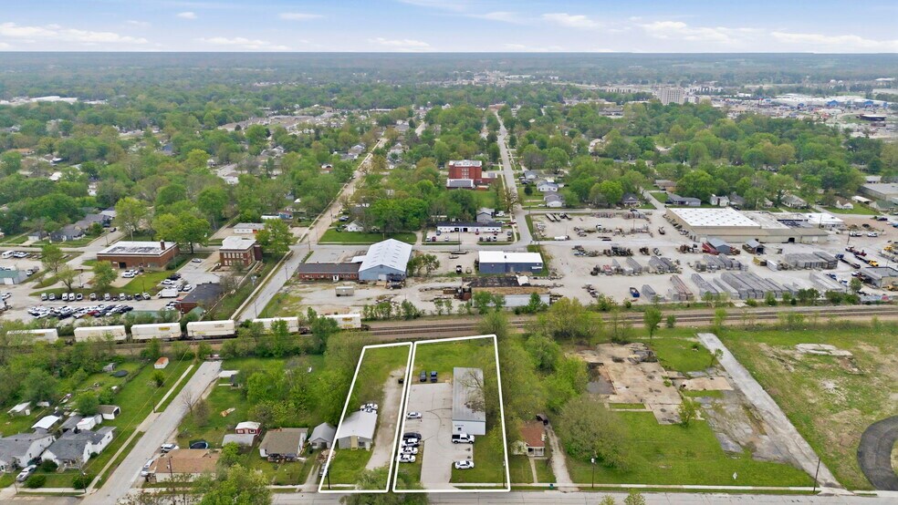 More Photos Of 1525 E Florida St, Springfield Auto Repair For Sale