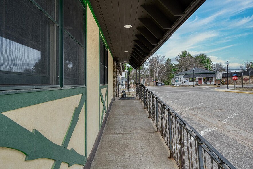 More Photos Of 1765 Superior St, Three Lakes General Retail For Sale