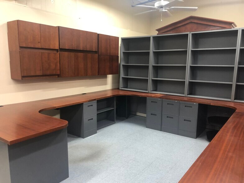 More Photos Of 340 Greenbrier Dr, Charlottesville Manufacturing For Lease