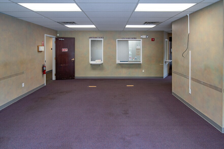 More Photos Of 235 North St, Buffalo Medical For Sale