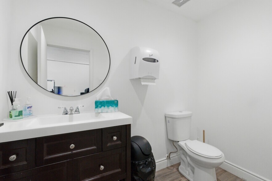 More Photos Of 397 Humberline Dr, Toronto Warehouse For Sale