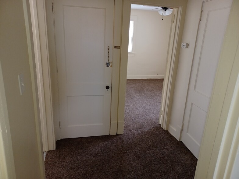 More Photos Of , Bedford Specialty For Sale