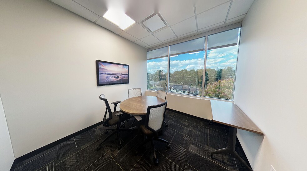 More Photos Of 1900 North Loop W, Houston Medical For Lease