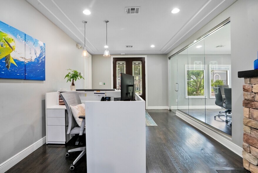 More Photos Of 1017 E South St, Orlando Office Residential For Sale