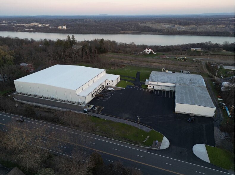 More Photos Of 1666 Route 9W, Milton Refrigeration Cold Storage For Sale