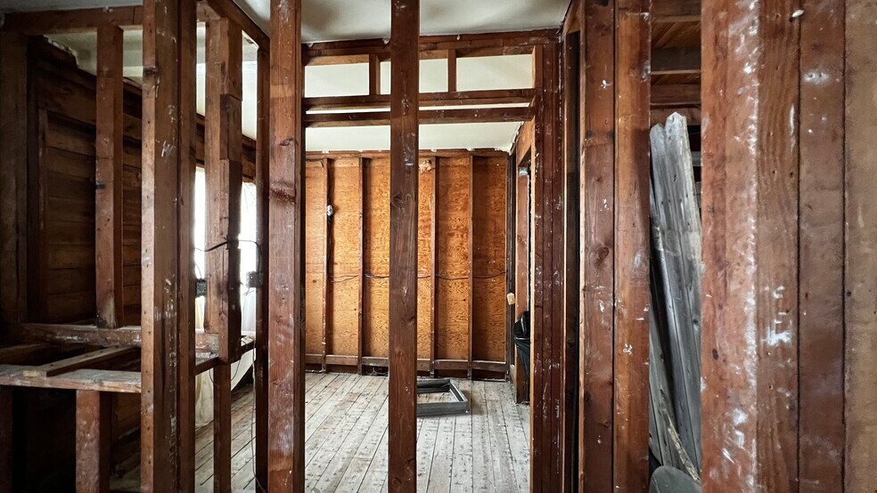 More Photos Of 145 Ocean Ave, Point Pleasant Beach Specialty For Sale