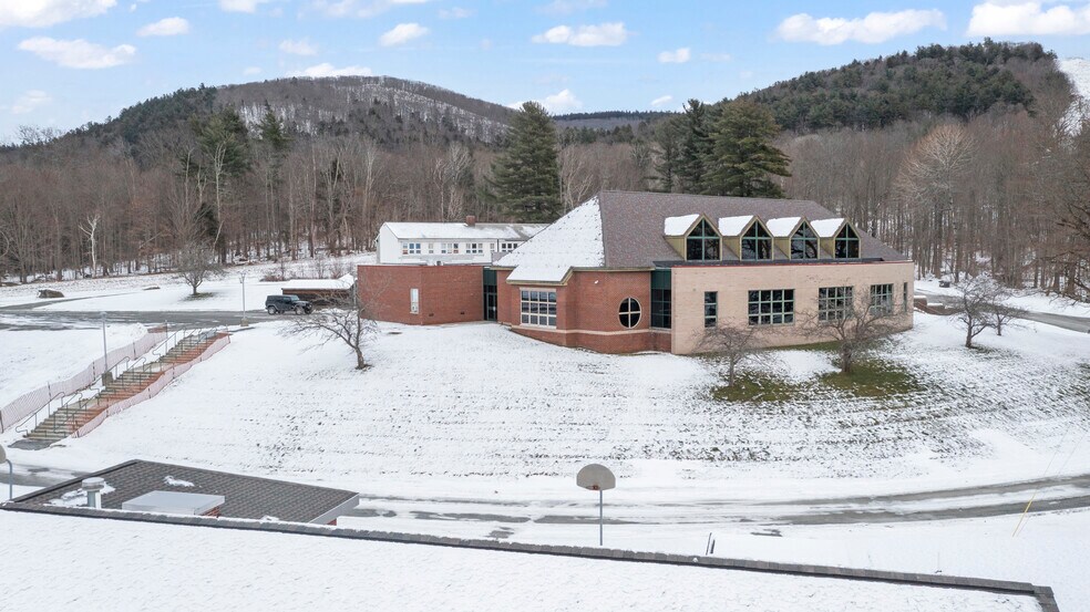 More Photos Of 13640 State Route 22, Canaan Office For Sale