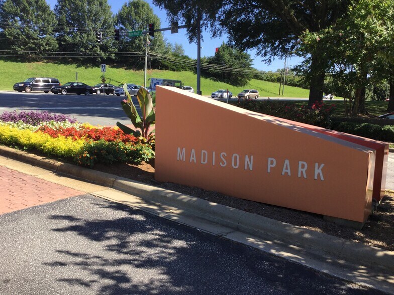 More Photos Of 5620 University Pky, Winston-Salem Unknown For Lease