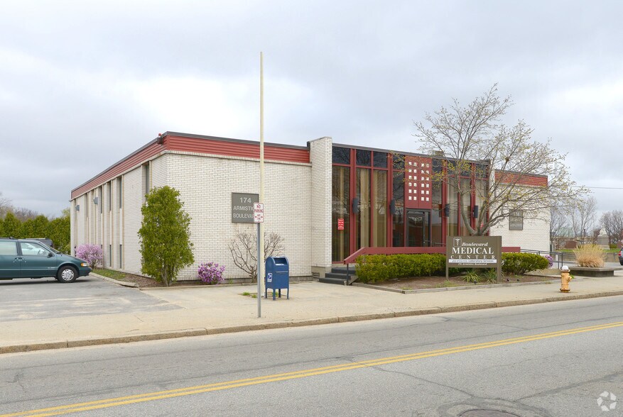 Primary Photo Of 174 Armistice Blvd, Pawtucket Medical For Lease