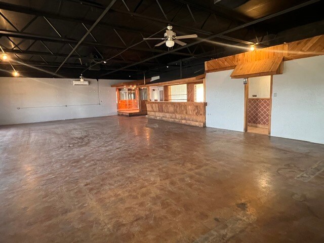 More Photos Of 6226 US-180 Hwy, Snyder Specialty For Sale