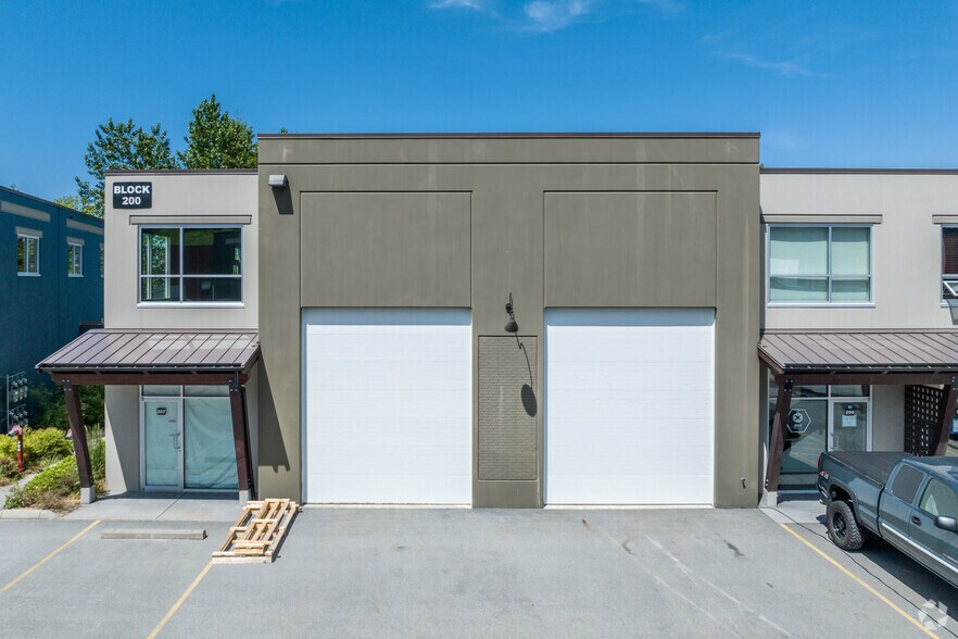 More Photos Of 12835 Lilley Dr, Maple Ridge Warehouse For Lease
