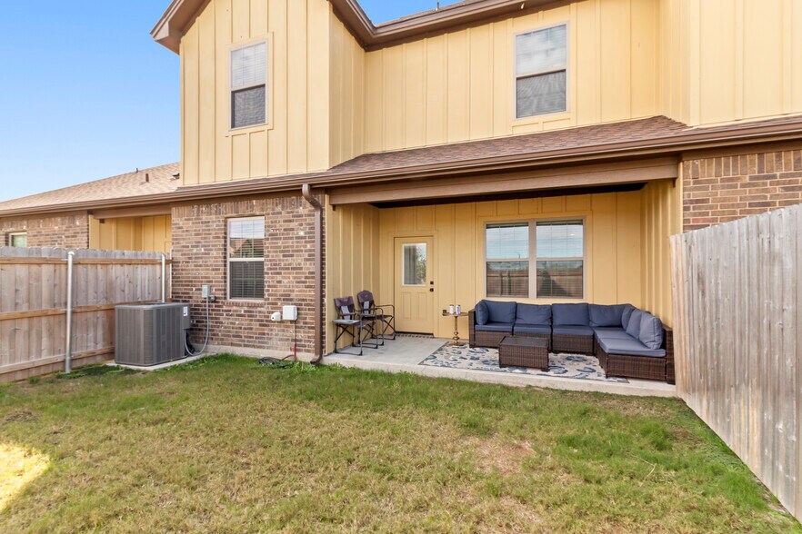 More Photos Of 4038 Gunner Trl, College Station Multifamily For Sale