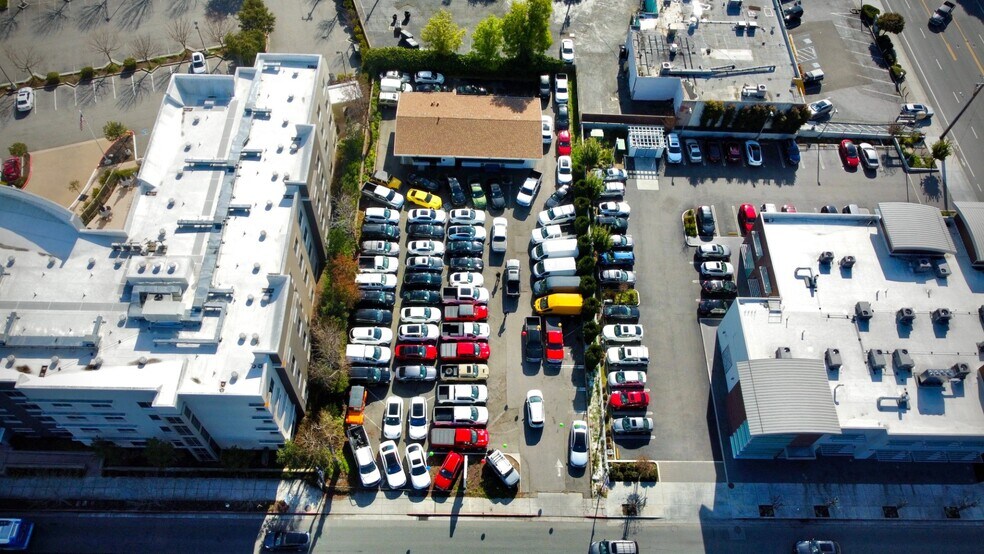 More Photos Of 680 W El Camino Real, Sunnyvale Freestanding For Lease