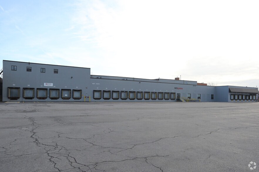 More Photos Of 4039 Genesee St, Cheektowaga Distribution For Lease