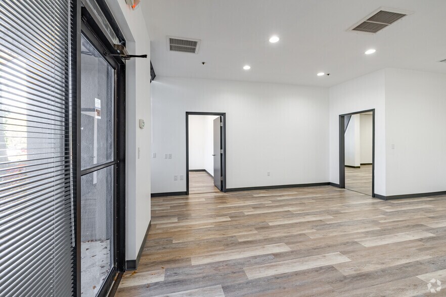 More Photos Of 13190 56th Ct, Clearwater Unknown For Lease