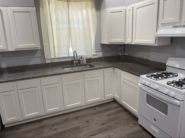 More Photos Of 3-4 Leonard Pl, Albany Apartments For Sale