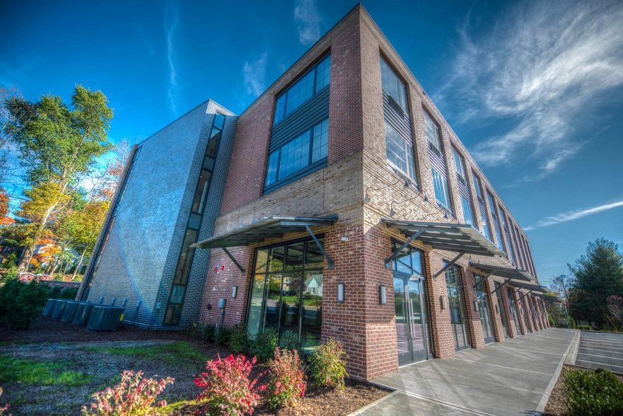 More Photos Of 62 Broadway, Woodcliff Lake Apartments For Sale