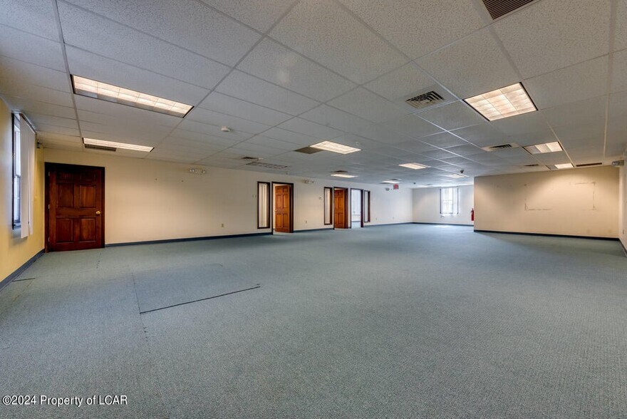 More Photos Of 832 Airport Rd, Hazle Township Medical For Sale