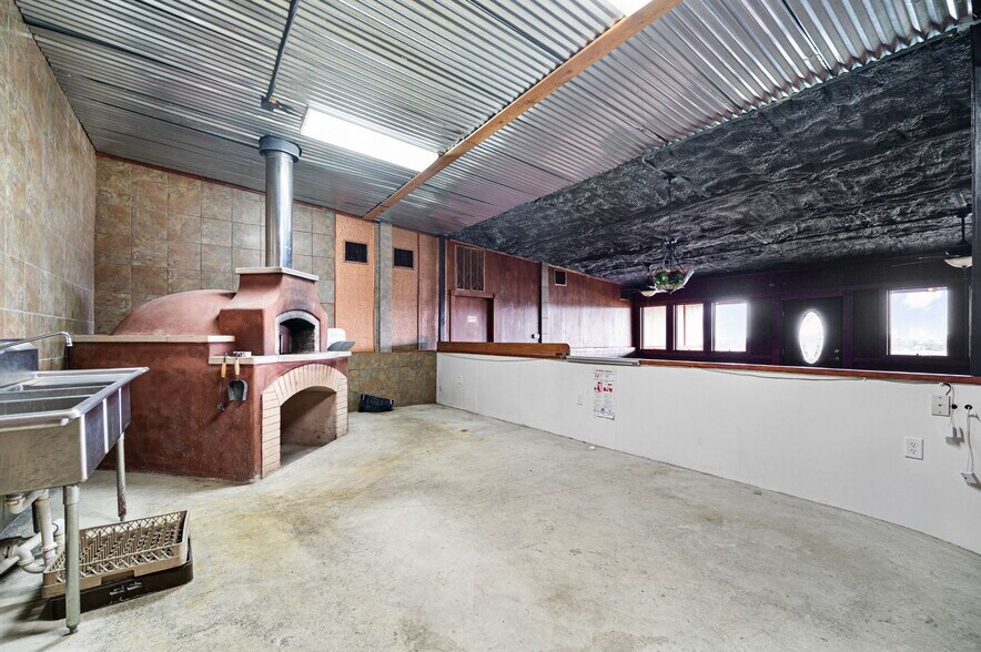 More Photos Of 2412 Usener Rd rd, Fredericksburg Winery Vineyard For Sale