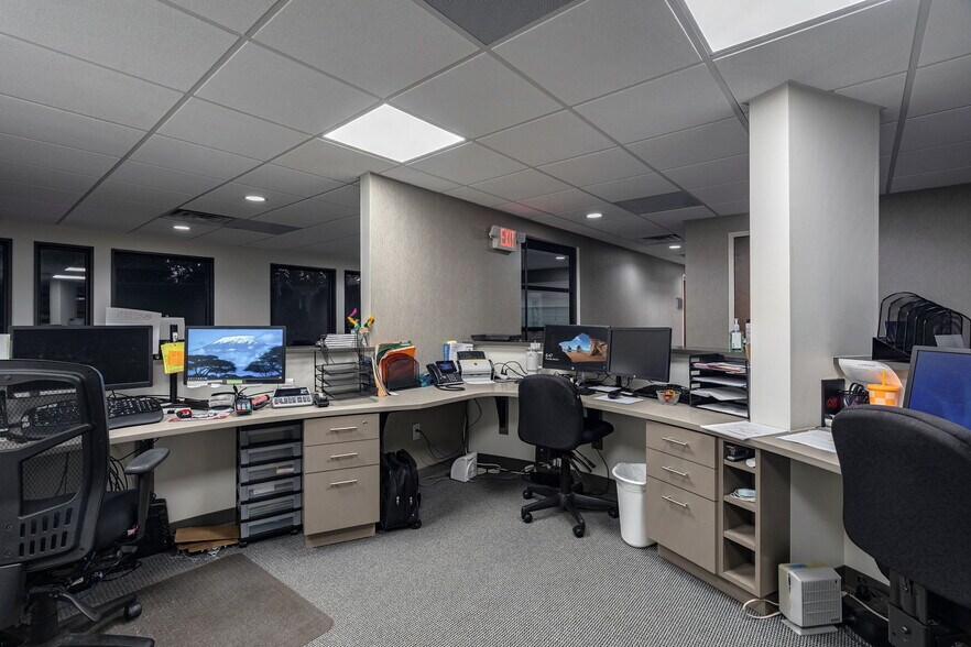 More Photos Of 195 King Ave, Athens Medical For Lease