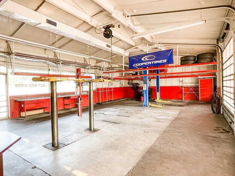 1030 Ave, Sidney, OH 45365 Retail For Lease