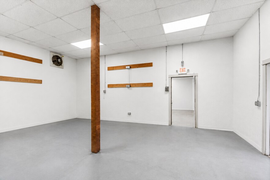 More Photos Of 2546 US-101, Ilwaco Industrial For Sale