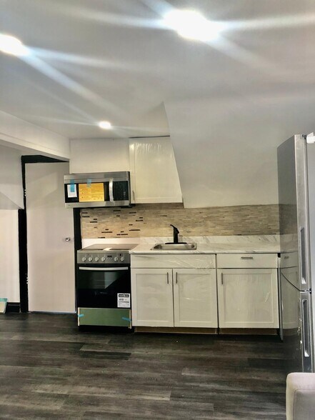 More Photos Of 85 Wilson St, Hamilton Apartments For Sale