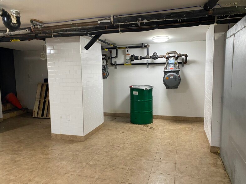 More Photos Of 886-894 1st Ave, New York Apartments For Lease