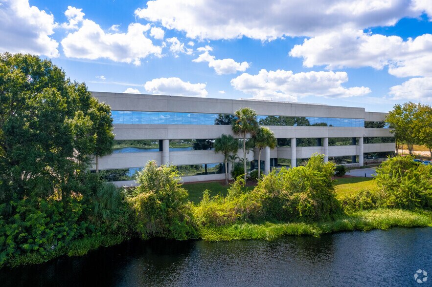 More Photos Of 3710 Corporex Park Dr, Tampa Office For Lease
