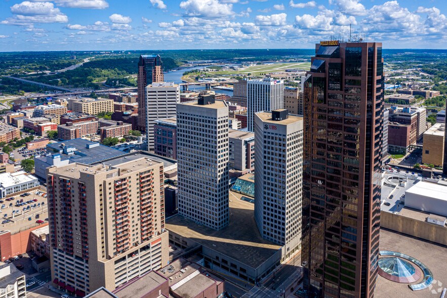 More Photos Of 445 Minnesota St, Saint Paul Unknown For Lease