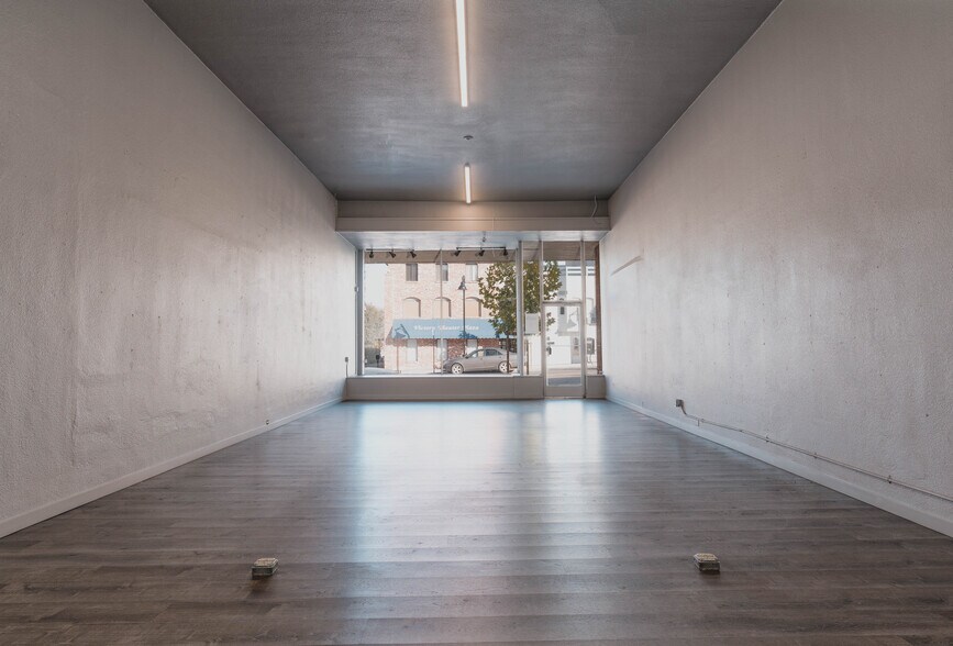 More Photos Of 362 N State St, Ukiah Storefront Retail Office For Lease
