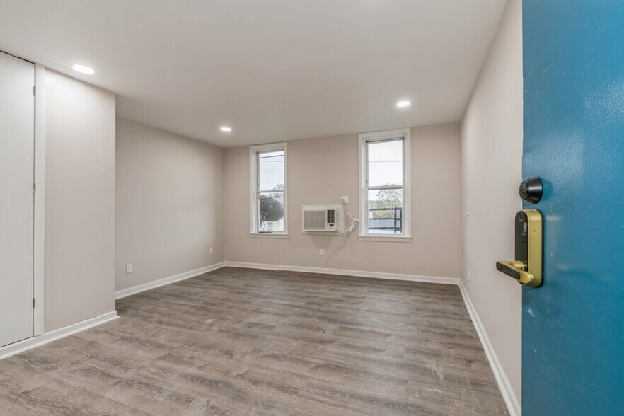 More Photos Of 40 Beacon Ave, Jersey City Apartments For Sale