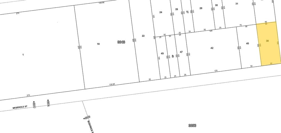 More Photos Of 273 Meserole St, Brooklyn Warehouse For Lease