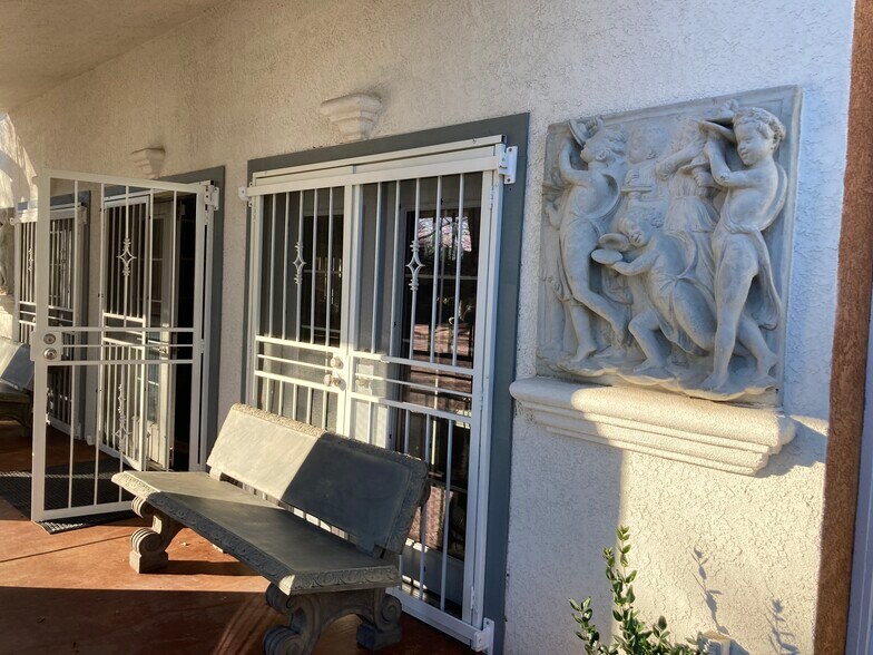 More Photos Of 870 Hartnell Ave, Redding Garden Center For Sale