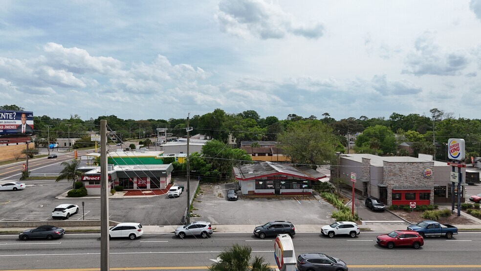 More Photos Of 5940 Merrill Rd, Jacksonville Storefront For Sale