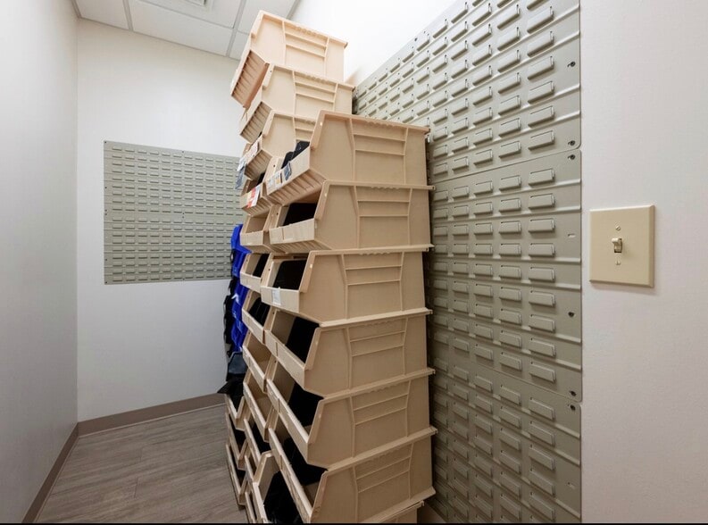 More Photos Of 129 7th Ave, Charleston Office For Sale