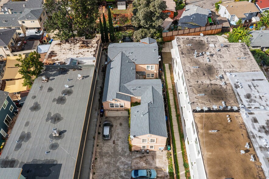 More Photos Of 2823-2827 High St, Oakland Apartments For Sale